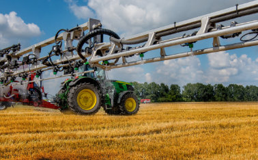 How to increase the content of phosphorus available to plants?